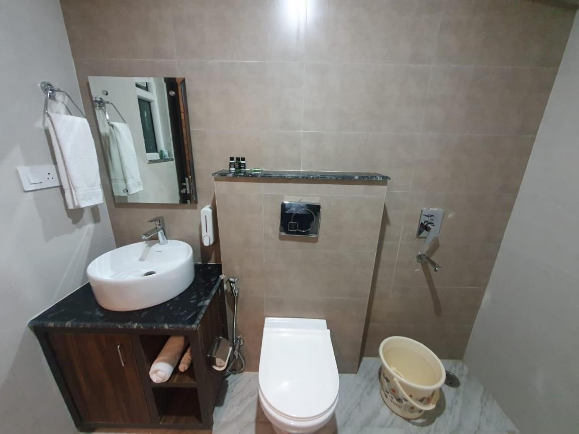 Hotel KDS Residency Greater Noida Exterior foto