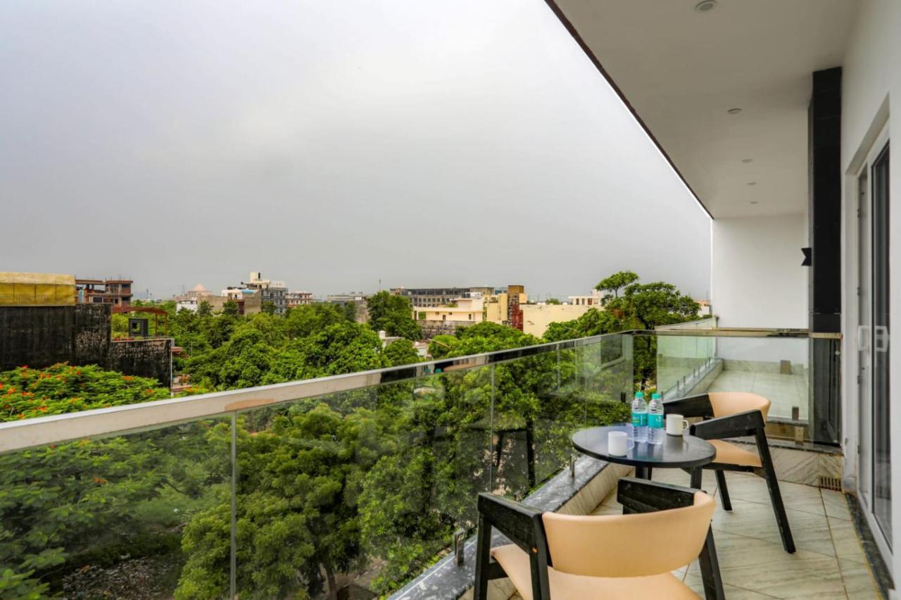 Hotel KDS Residency Greater Noida Exterior foto